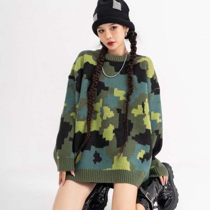 Pullover mit Camouflage-Print im Y2K-Look – Bild 2