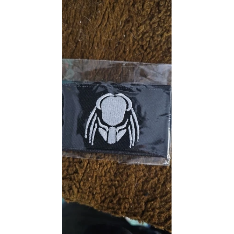 Predator Klettverschluss-Aufnäher photo review