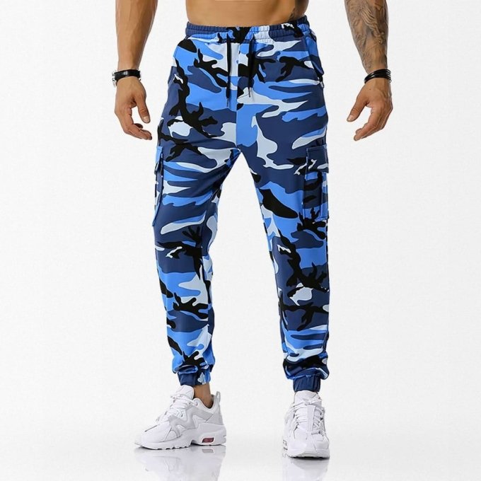 Blaue Camo-Jogginghose Streetstyle