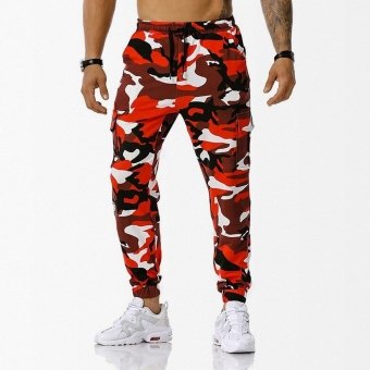 Rote Camouflage-Joggers Street