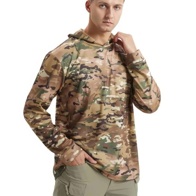 Taktisches Langarmshirt mit Kapuze