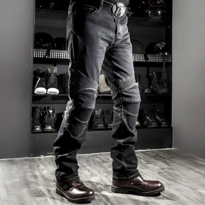 Biker-Jeans im Militär-Look
