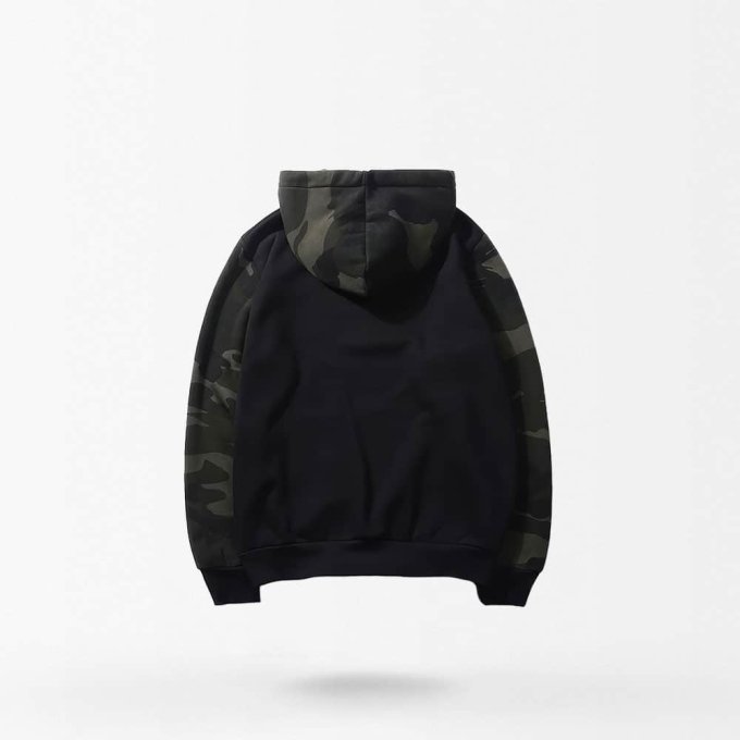 Schwarzer Camouflage-Kapuzenpullover – Bild 3