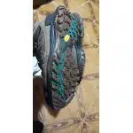 Hikeup: Braune Wildleder-Wanderschuhe photo review