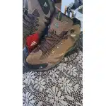 Wasserabweisende Wildleder-Wanderstiefel in Braun photo review