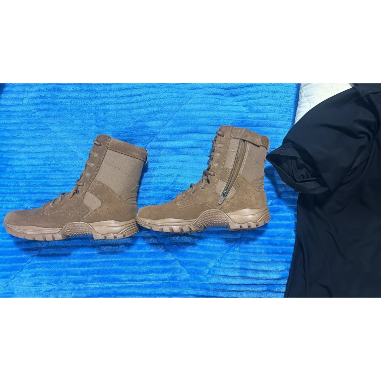 Atmungsaktive Coyote-Brown Taktikstiefel photo review