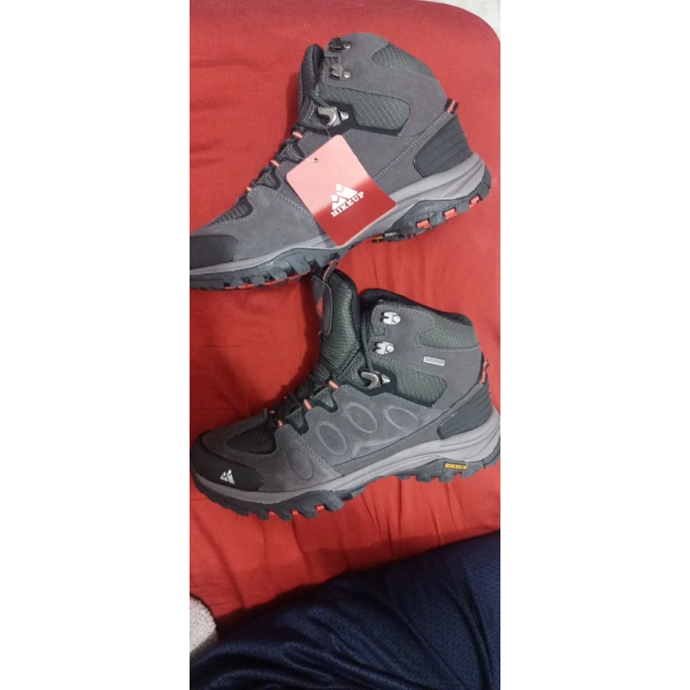 Wasserdichte Wildleder-Wanderstiefel Schwarz photo review