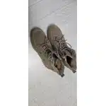 Mittelhoher Militärstiefel mit Zehenschutz in Militärtan photo review