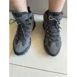 Wasserdichte Wildleder-Wanderschuhe in Grau photo review