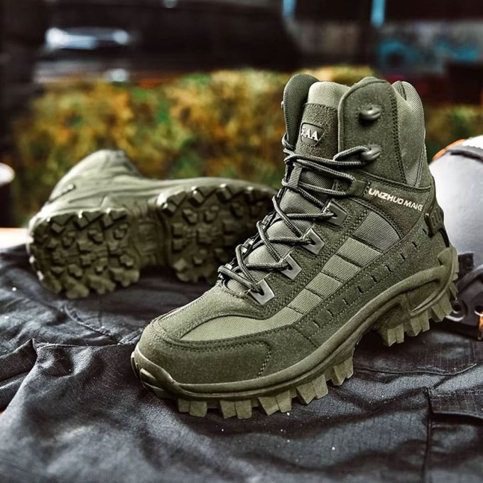 Olivgrüne Wüsten-Kampfstiefel – Bild 5