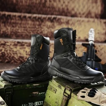 Lightweight black tactical boots
