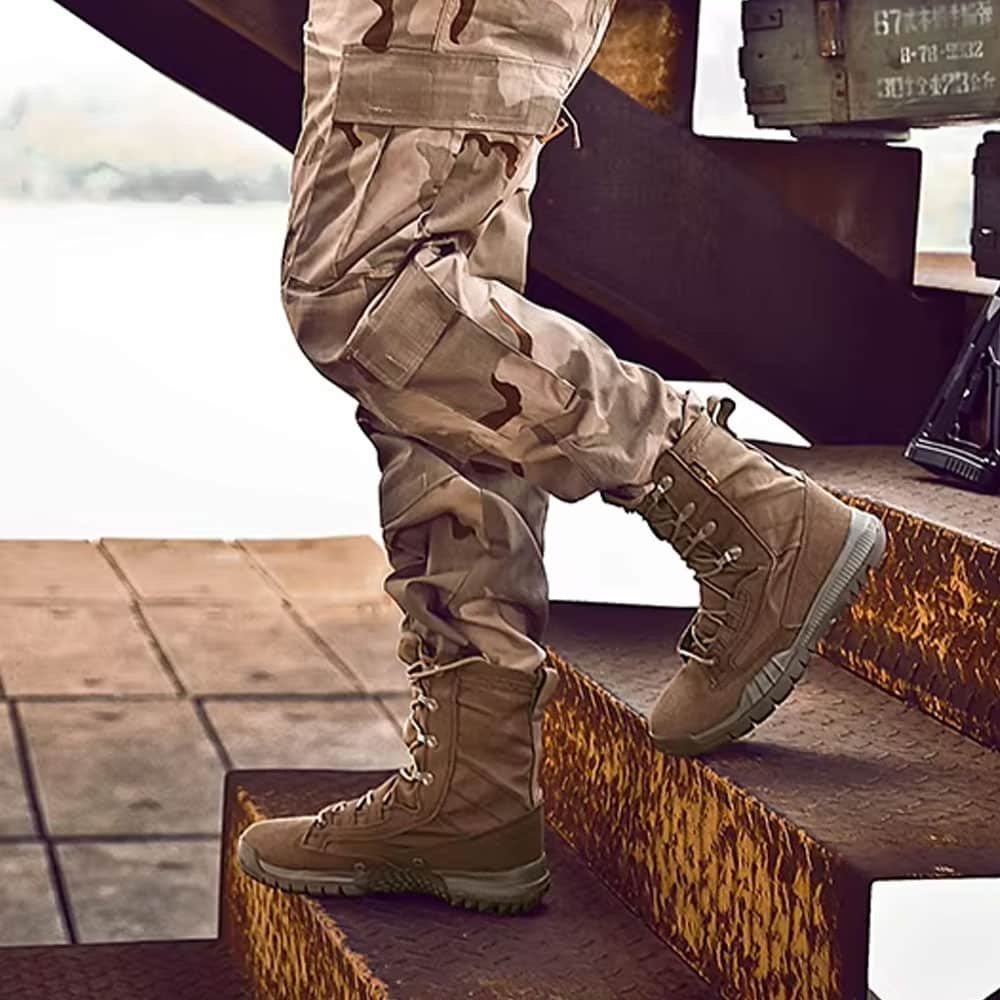 Braune, leichte taktische Herrenstiefel – Bild 3