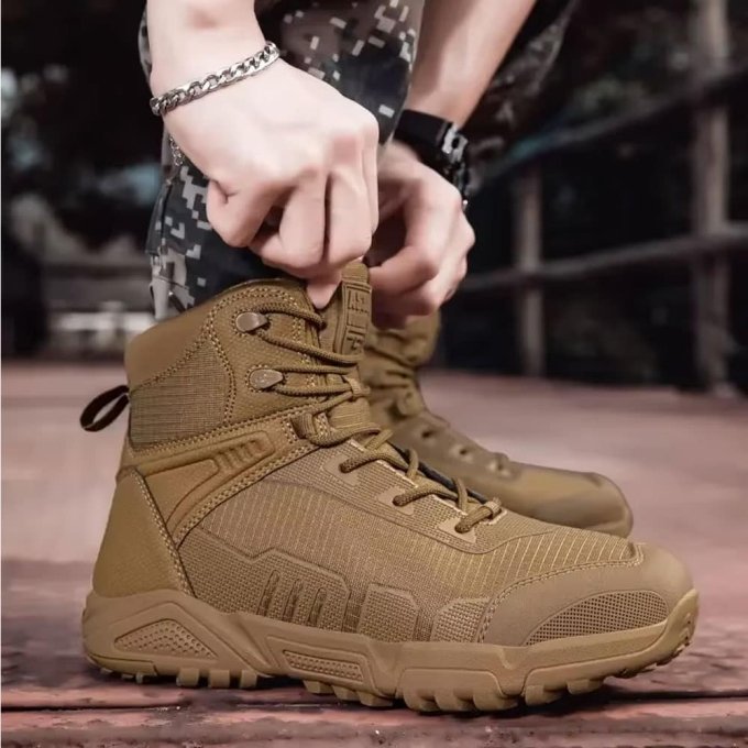 Mittelhohe taktische Wanderschuhe in Coyote-Braun – Bild 4