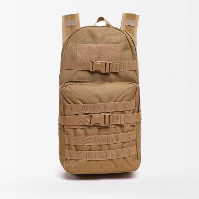 Taktischer Trinkrucksack mit MOLLE-System – Bild 2