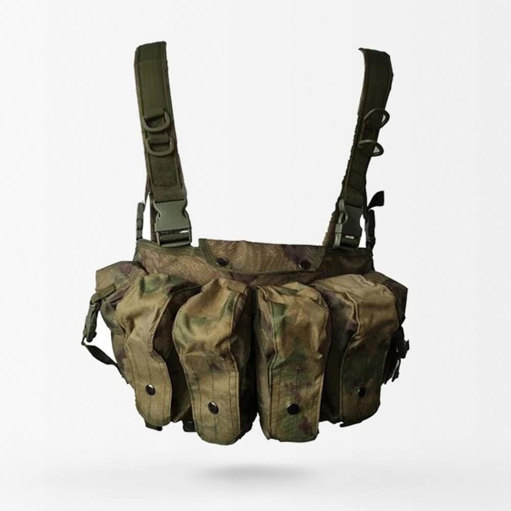 Taktisches 8-Magazin-Brustgeschirr Atacs FG AK
