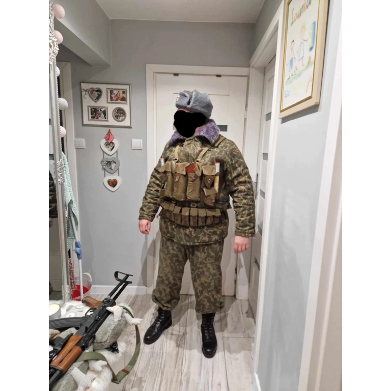 Sowjetisches Brusttragesystem R22 „Lifchik“ photo review