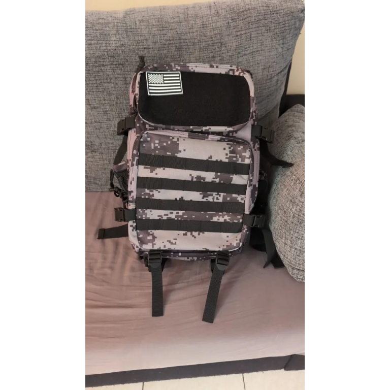 50-Liter Taktischer Rucksack mit US-Flagge photo review