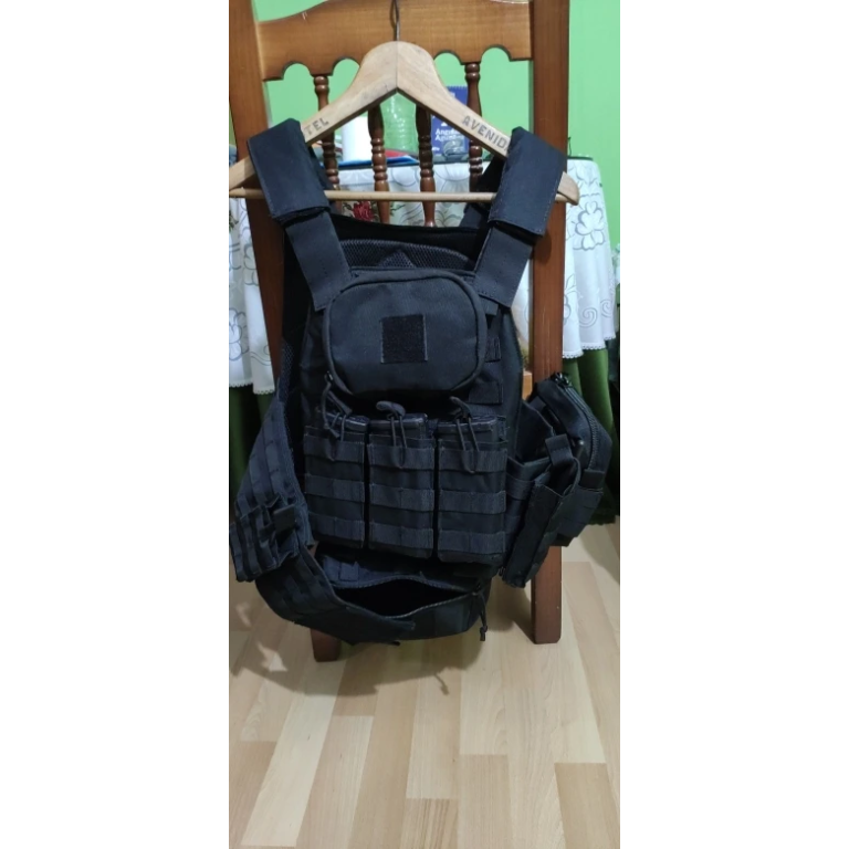 Taktischer MOLLE-Plattenträger mit Taschen photo review
