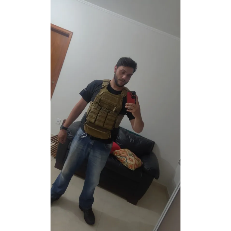 Taktischer Plattenträger mit Magazintaschen photo review