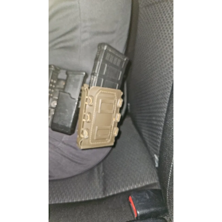 9-mm Molle Magazinbeutel photo review